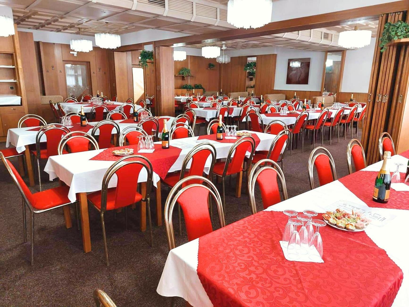Hotel Merkur - Jablonec nad Nisou Exterior foto