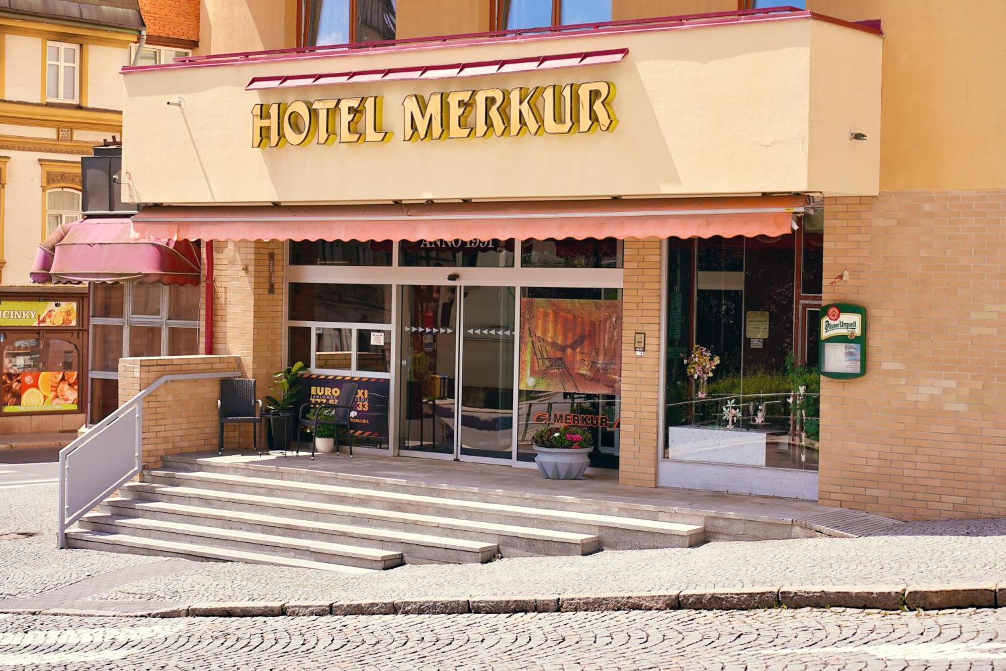 Hotel Merkur - Jablonec nad Nisou Exterior foto